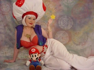 Toadstool cosplay girl