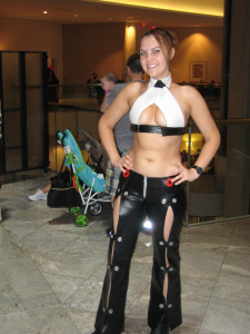 Sexy Fighter cosplay girl