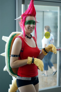 Super Mario turtle cosplay girl