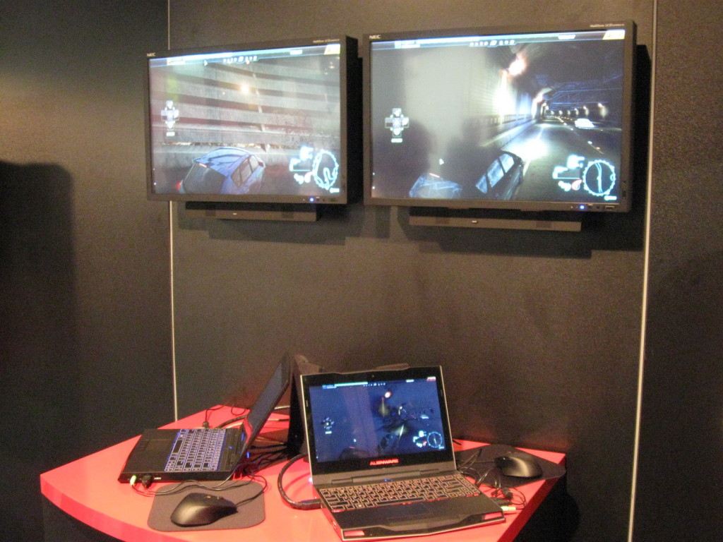 The Alienware M11x at the Verizon booth at CES 2011