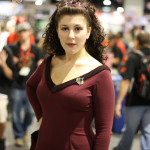 deanna-troi-star-trek-cosplay